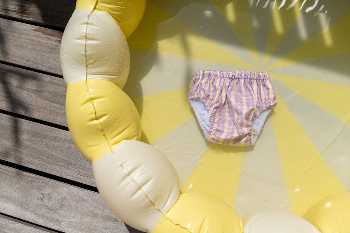 Reusable Swim Nappy: Daisy Daze / Small (4-7kg)