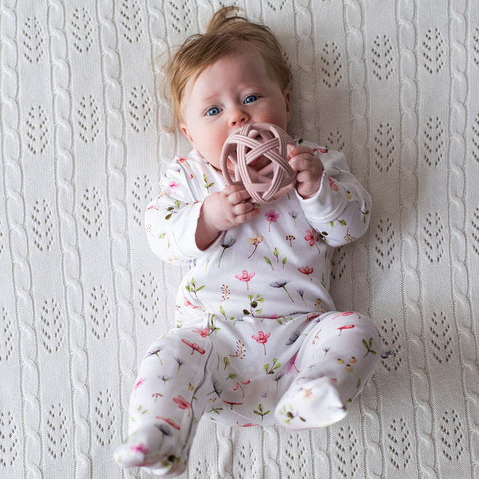 Emotion & Kids Sensory Teething Ball - Weave Design - Dusty Pink