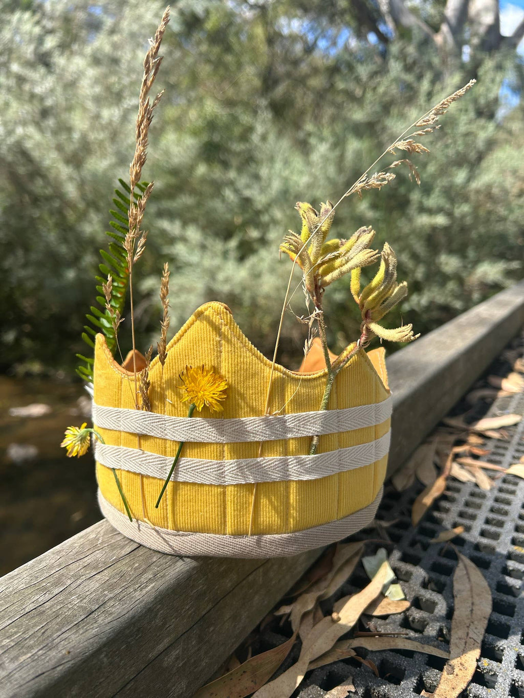 The Adventure Crown - Yellow