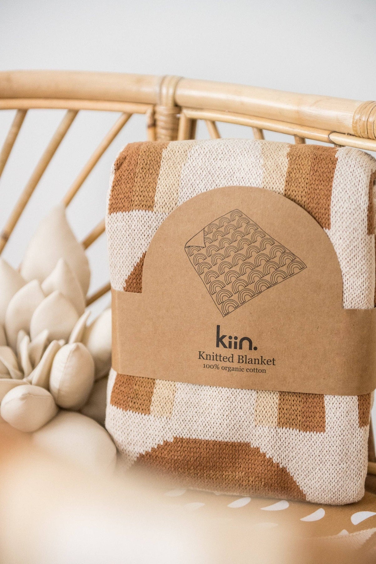Organic Cotton Knitted Blanket: Rainbow