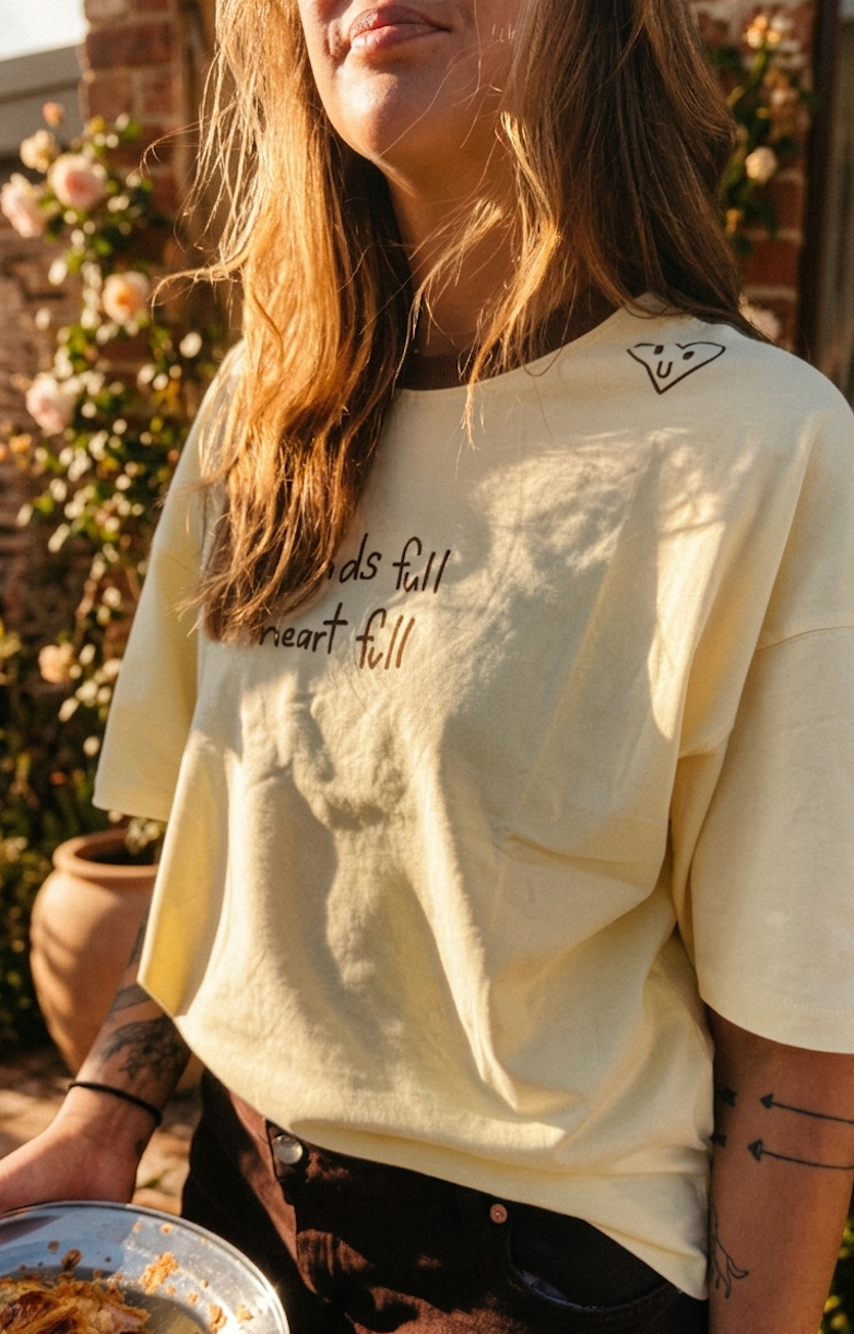 Heart Full Tee - Cream/Choc: M