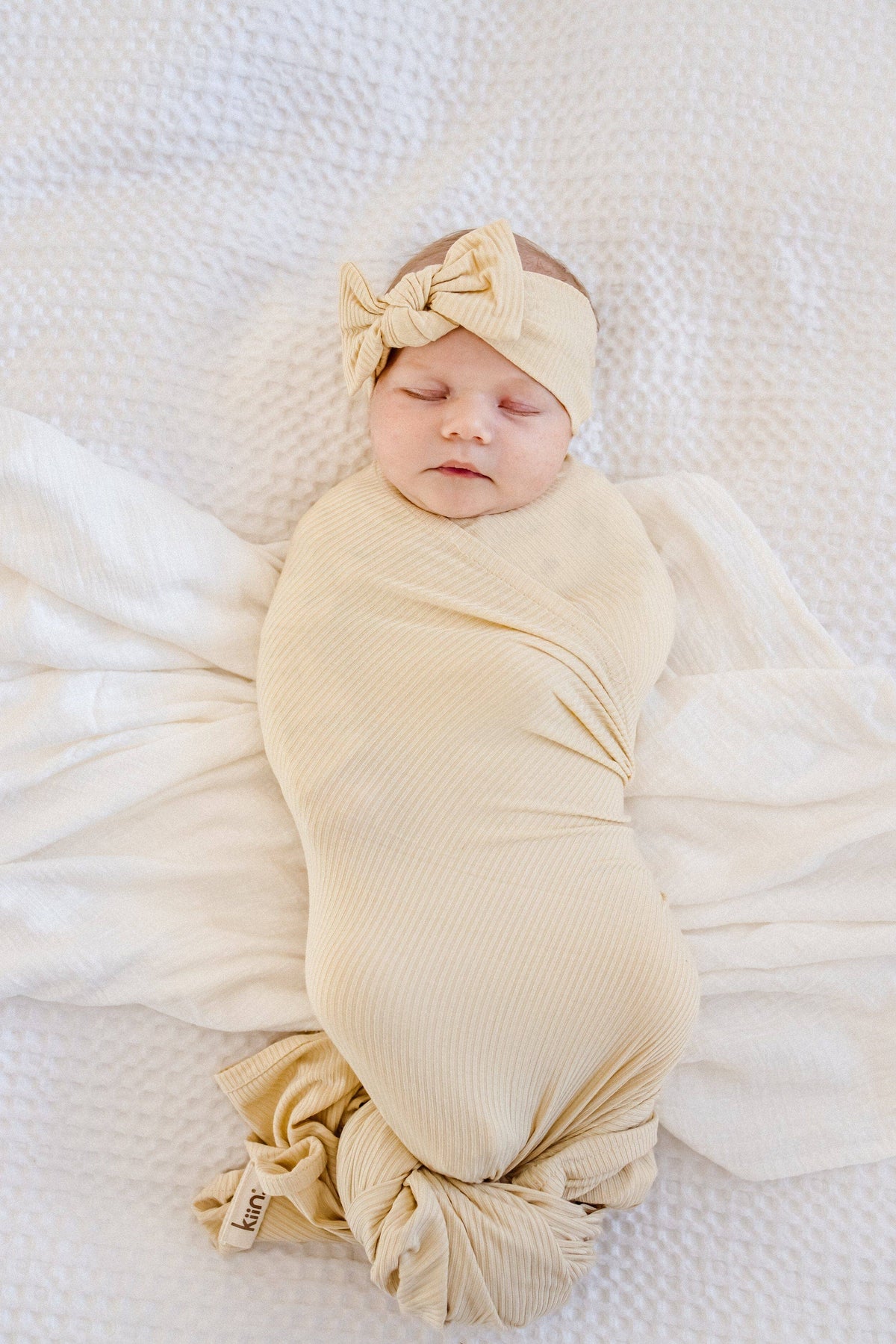 Bamboo Stretch Swaddle: Chocolate