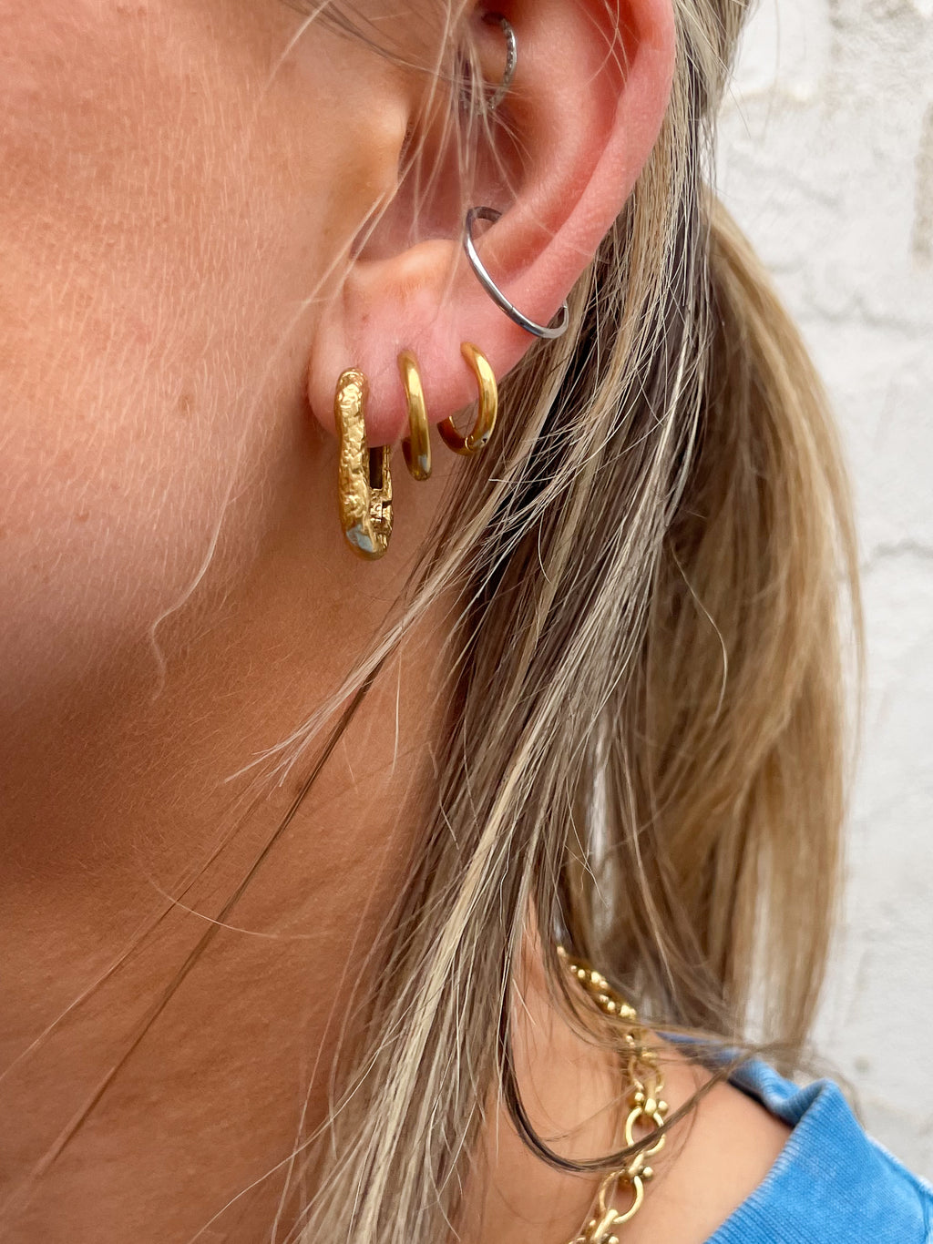 Isabelle Hammered Hoops