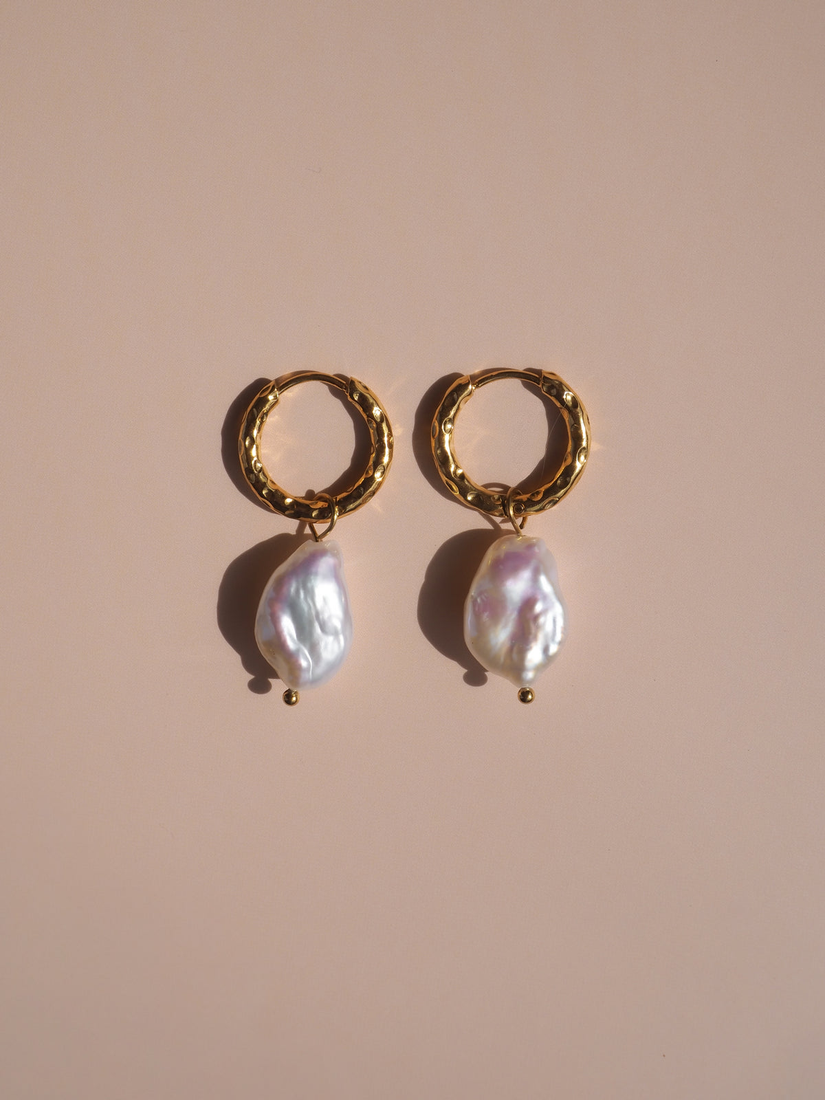 Keshi Pearl Hammered Hoops