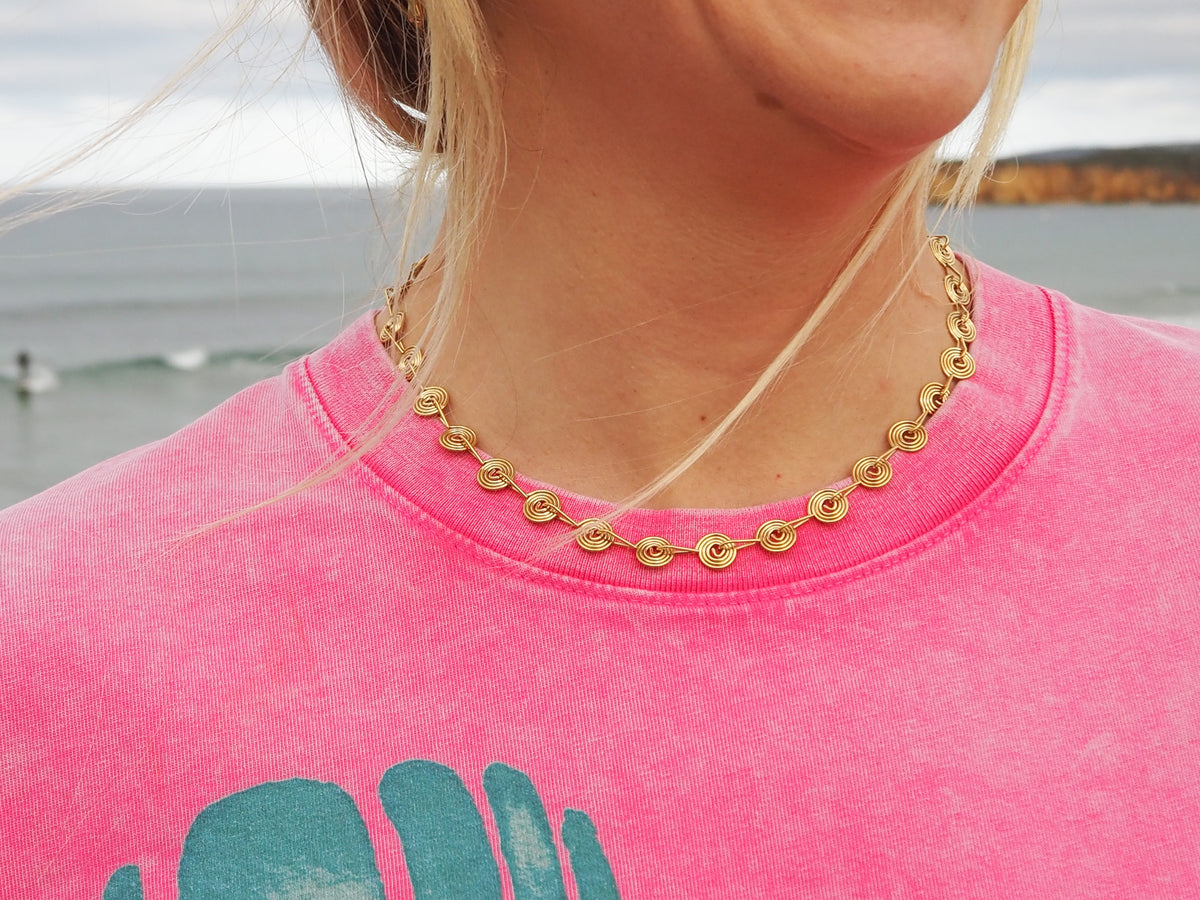 Swirly Spiral Link Necklace