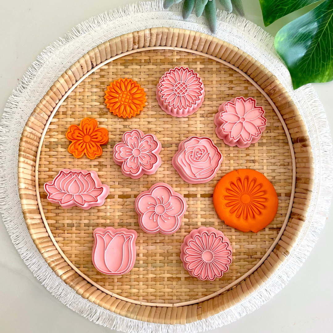 Flowers - Cutters and Stamps Set (w/s)