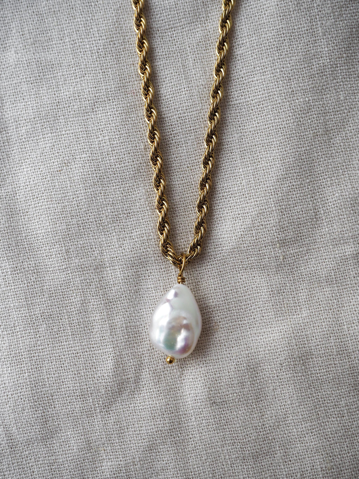 Keshi Pearl Twist Chain Necklace