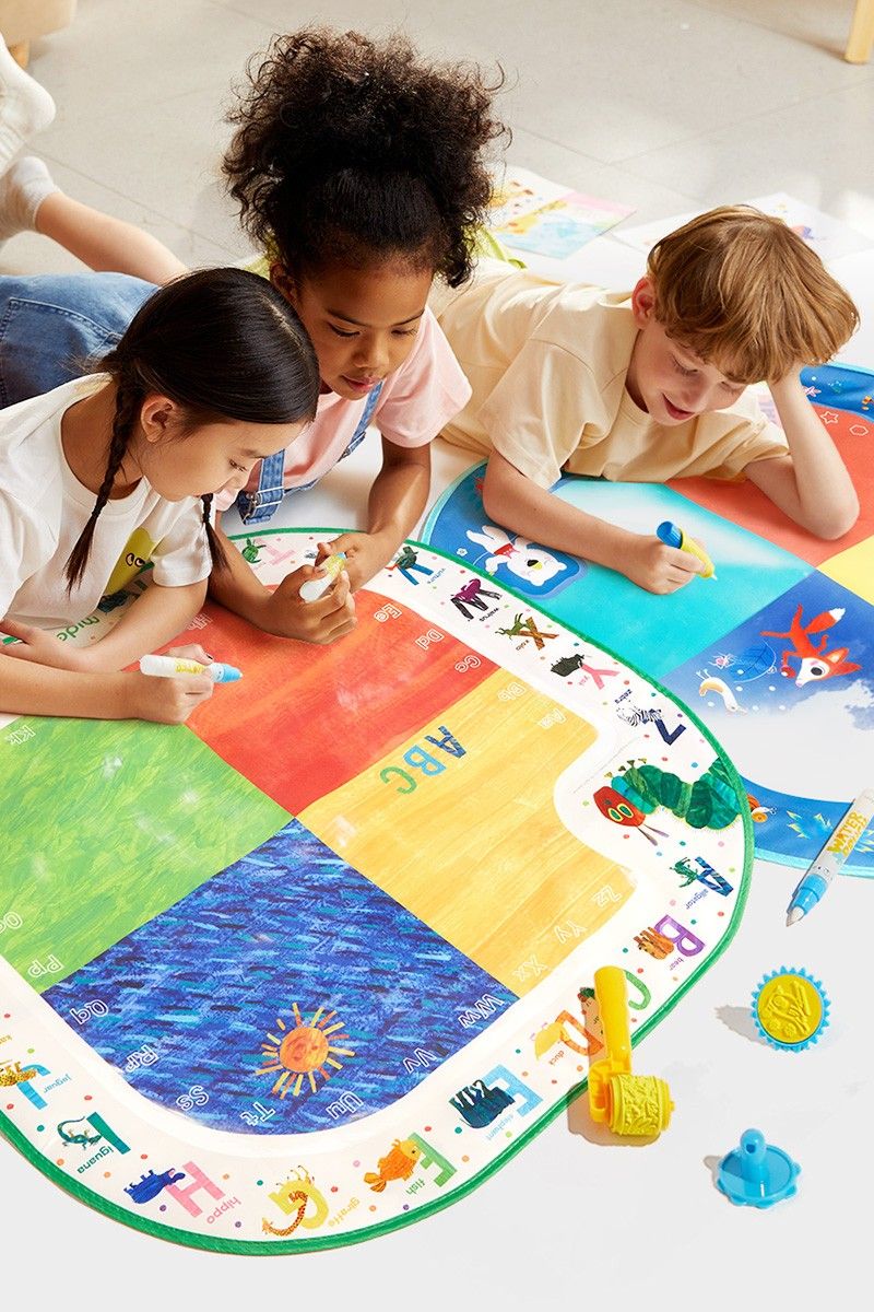 Magic Water Doodle Mat - The Very Hungry Caterpillar
